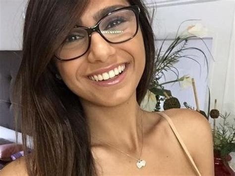 Mia Khalifa: Video della Sexy Pornostar Libanese 